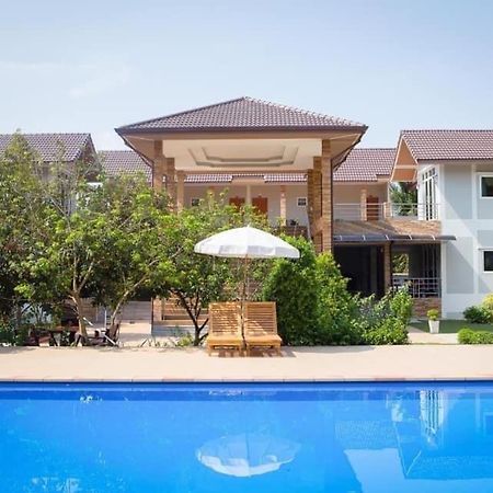 Baan Suan Khun Yaiy Hotel Ban Wang Takhrai Bagian luar foto