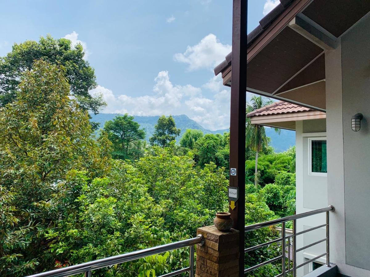 Baan Suan Khun Yaiy Hotel Ban Wang Takhrai Bagian luar foto
