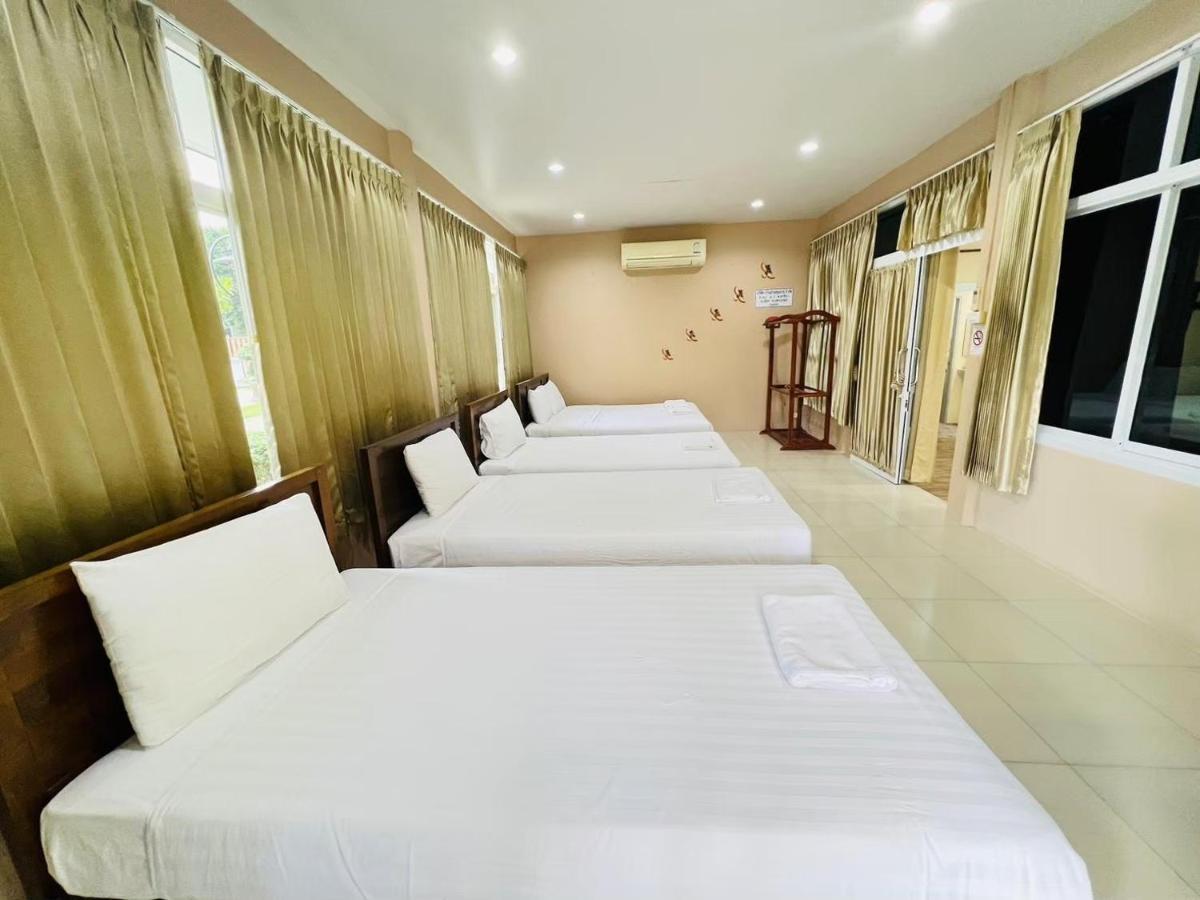 Baan Suan Khun Yaiy Hotel Ban Wang Takhrai Bagian luar foto