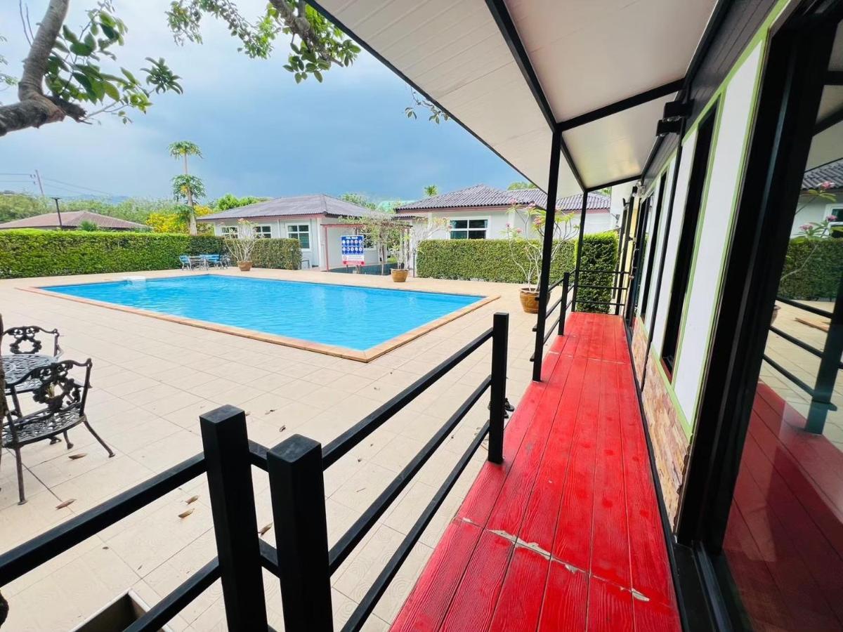 Baan Suan Khun Yaiy Hotel Ban Wang Takhrai Bagian luar foto